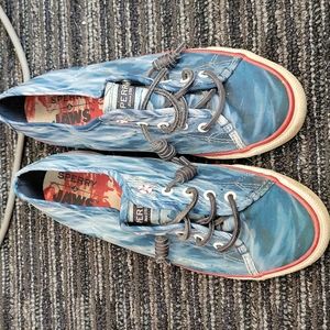 Jaws Sperry shoes